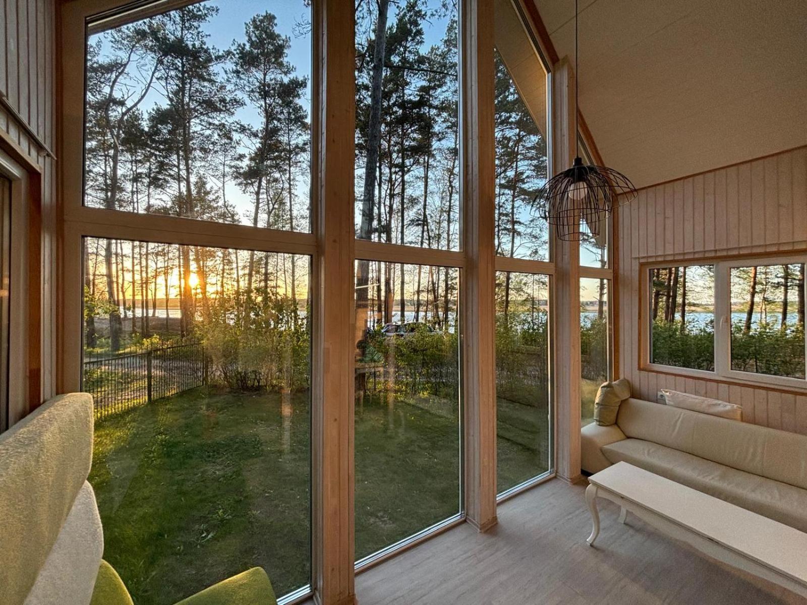 River Bank Vacation Home Jurkalne Zewnętrze zdjęcie